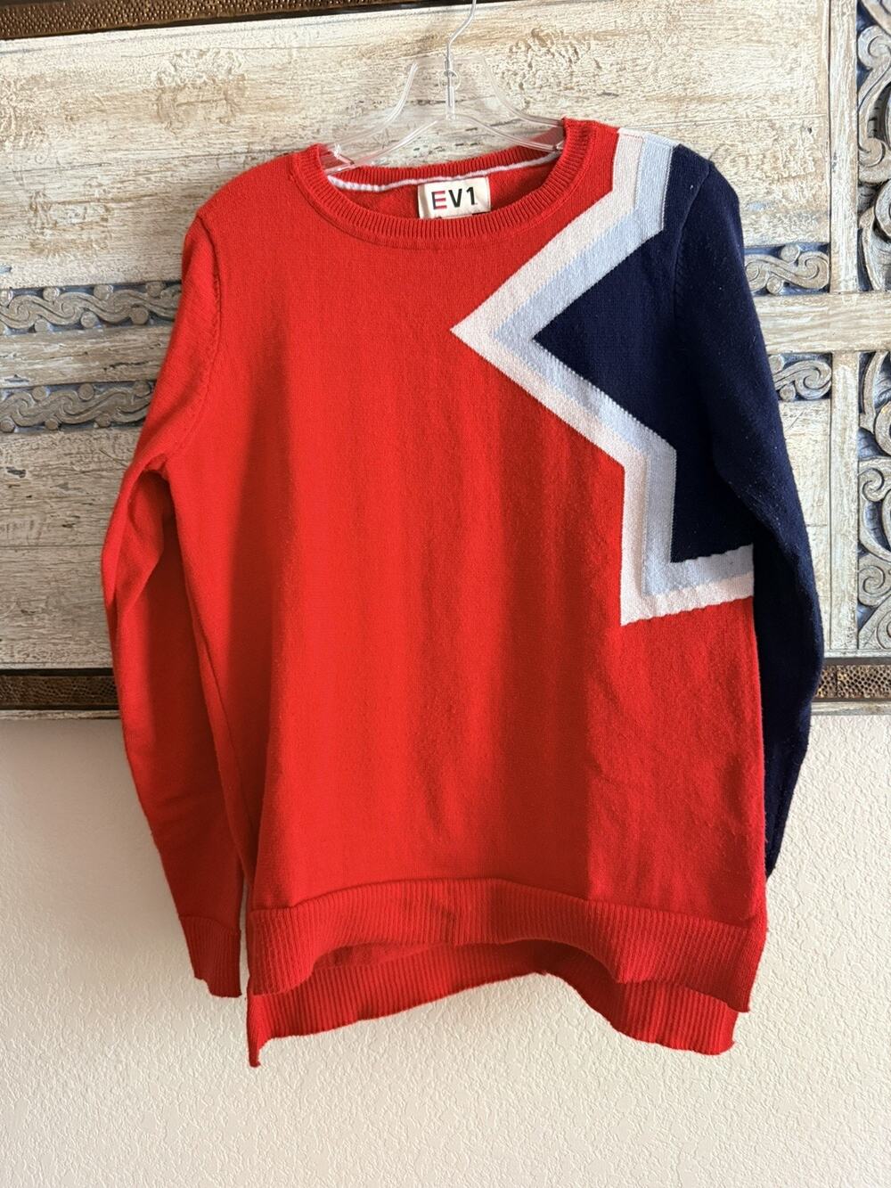 EV1 Red Blue Silver Color Block Sweater M